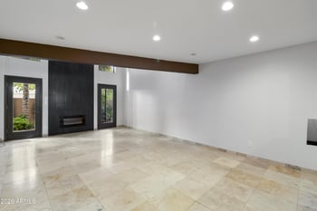 5812 12th St #17, Phoenix, AZ 85014