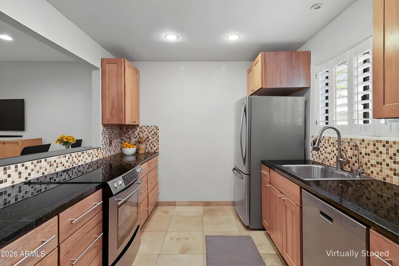 5812 12th St #17, Phoenix, AZ 85014
