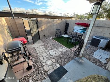 5813 N 59th Dr, Glendale, AZ 85301