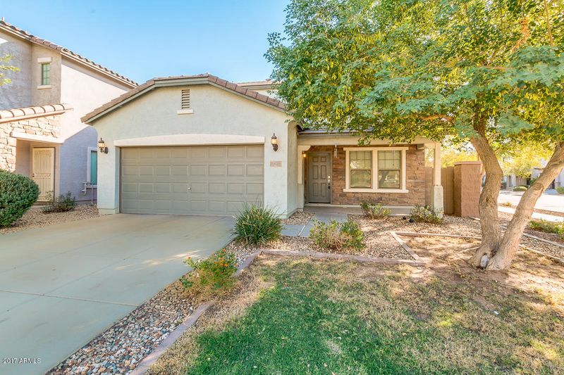 5813 W Beth Dr, Laveen, AZ 85339