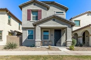 5813 Warner St, Phoenix, AZ 85043