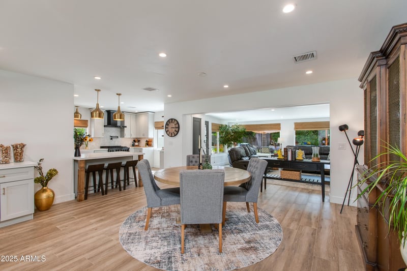 5814 11th Ave, Phoenix, AZ 85013