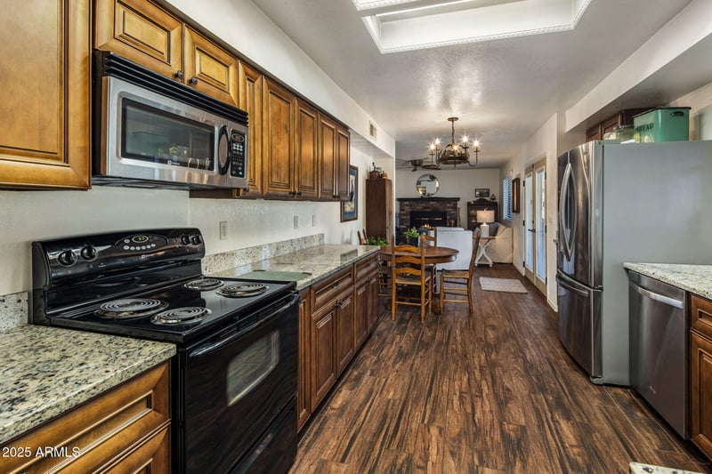 5814 Sunnyslope Ln, Glendale, AZ 85302