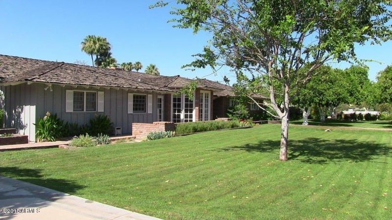 5815 E Calle Del Norte --, Phoenix, AZ 85018