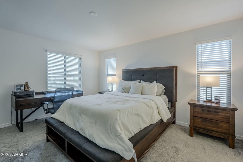 5815 Encinas Ln, Phoenix, AZ 85043