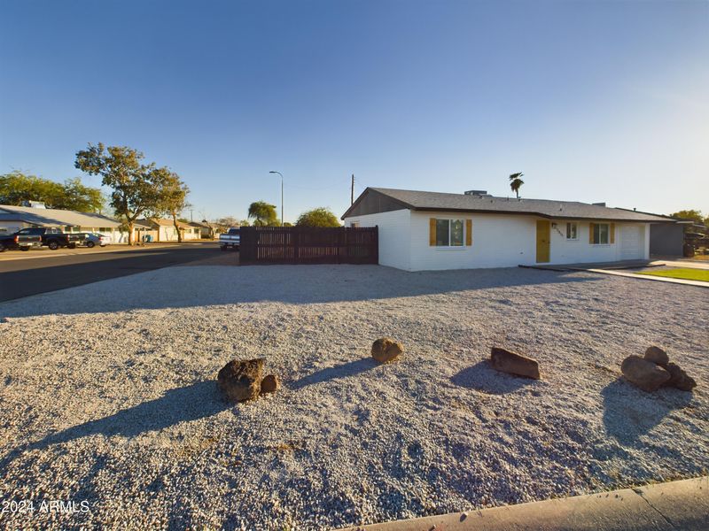 5815 N 37th Dr, Phoenix, AZ 85019