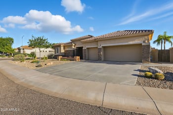 5815 Straight Arrow Ln, Phoenix, AZ 85083