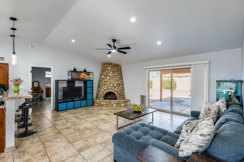 5816 Acoma Dr, Scottsdale, AZ 85254