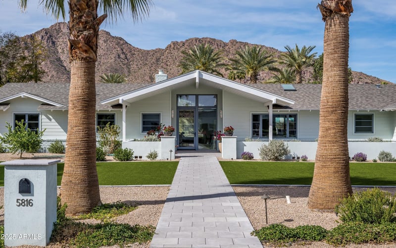 5816 Calle Del Media --, Phoenix, AZ 85018