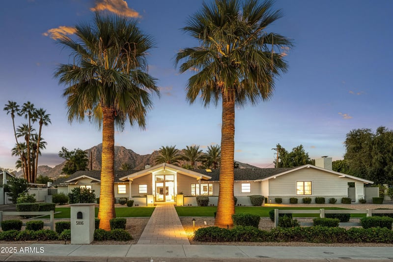 5816 E Calle Del Media --, Phoenix, AZ 85018