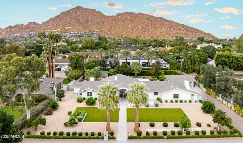 5816 E Calle Del Media --, Phoenix, AZ 85018