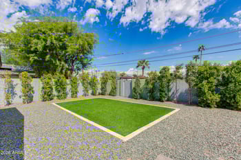 5817 12th Pl, Phoenix, AZ 85014