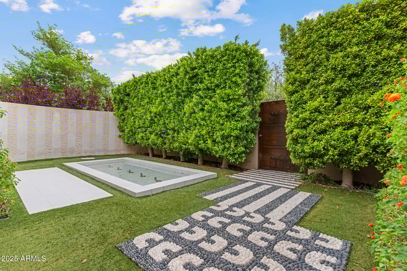 5817 45th St, Phoenix, AZ 85018