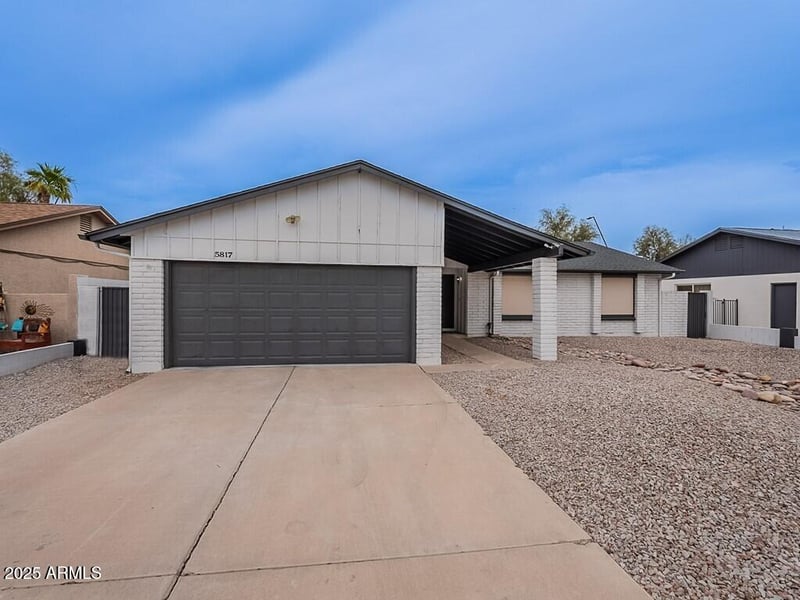 5817 Siesta Ln, Tempe, AZ 85283