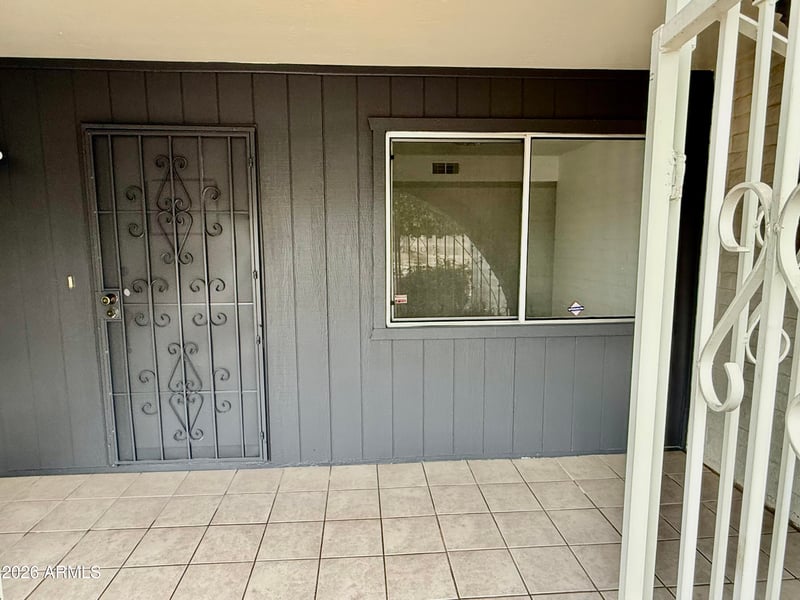 5817 Tierra Buena Ln, Glendale, AZ 85306