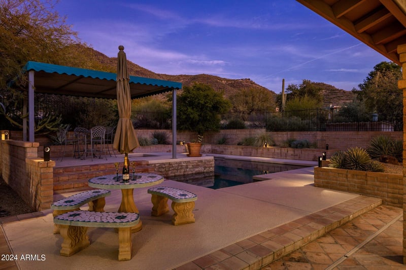 5818 E Restin Rd, Carefree, AZ 85377