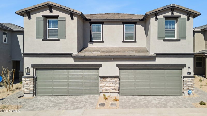 5818 Zachary Dr, Phoenix, AZ 85054