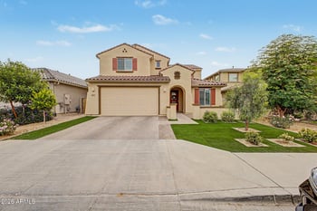 5819 88th Ln, Glendale, AZ 85305