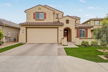 5819 88th Ln, Glendale, AZ 85305