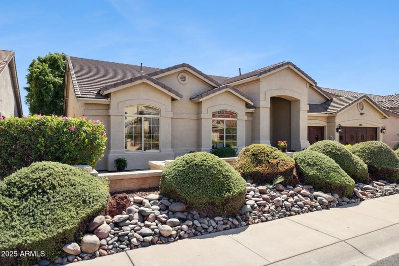 5819 Abraham Ln, Glendale, AZ 85308