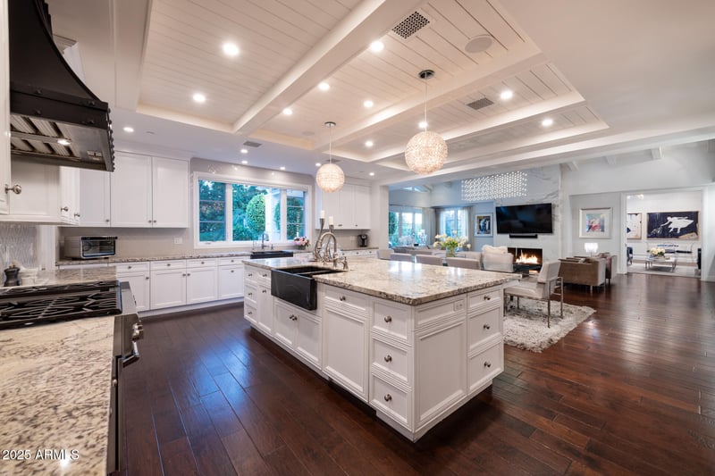 5819 Calle Del Media --, Phoenix, AZ 85018