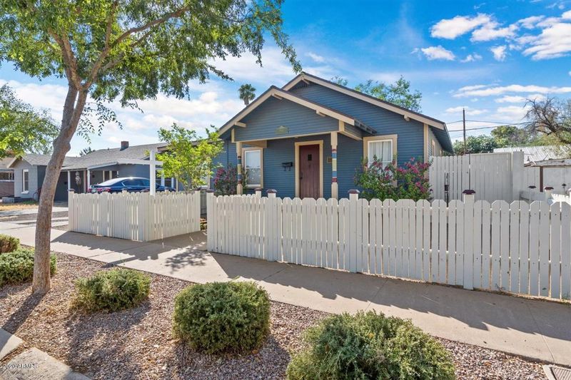 5819 W Northview Ave, Glendale, AZ 85301