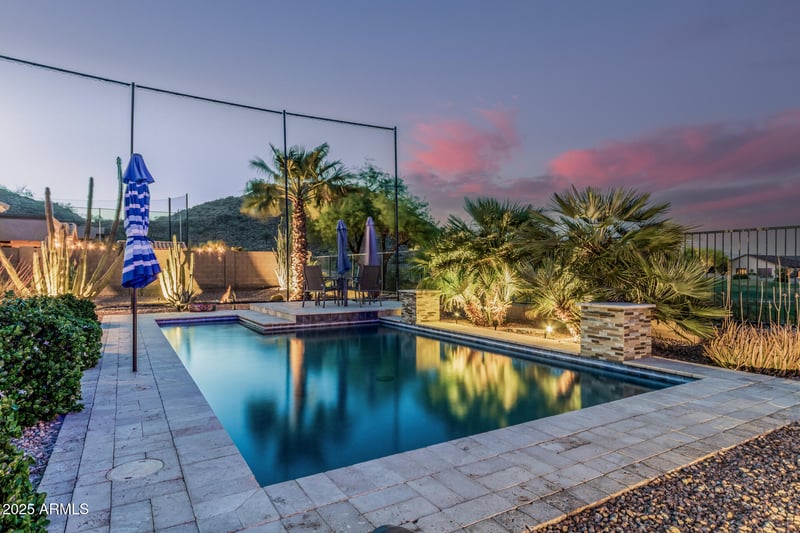 582 Stirrup Ln, San Tan Valley, AZ 85143
