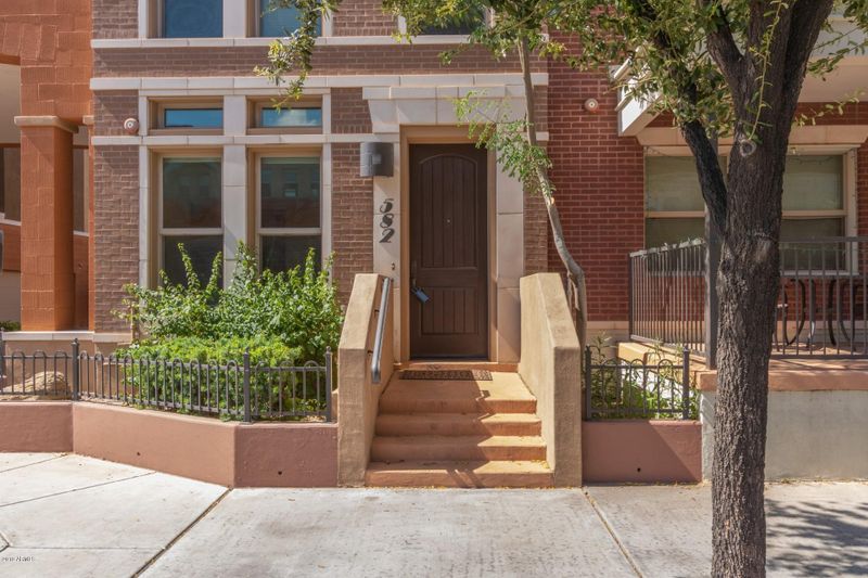 582 W 6th St, Tempe, AZ 85281