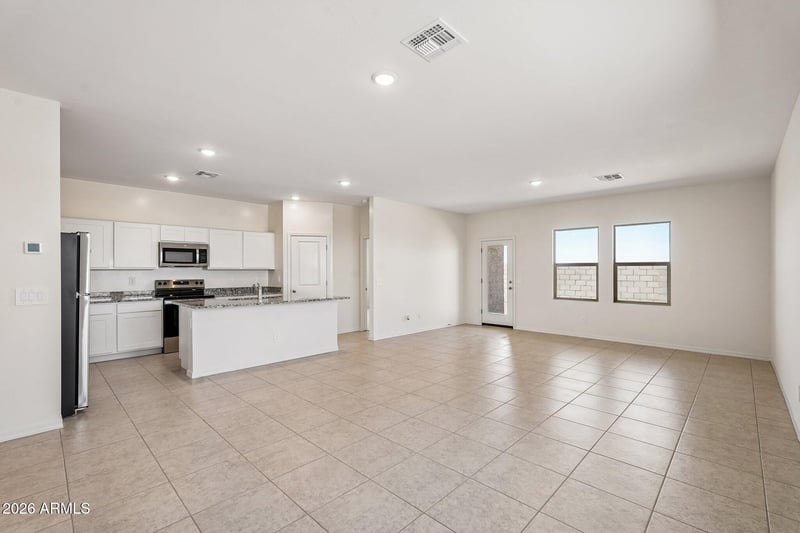 5820 E Hornblende Way, San Tan Valley, AZ 85143