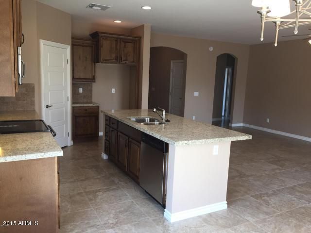 5820 E Lockwood St, Mesa, AZ 85215
