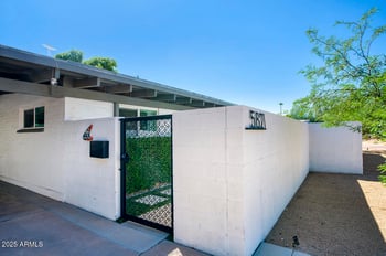 5821 10th St, Phoenix, AZ 85014