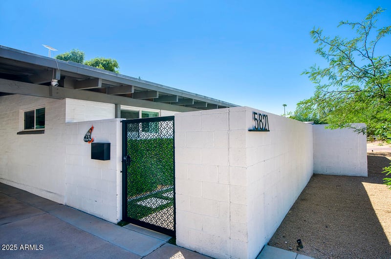 5821 10th St, Phoenix, AZ 85014