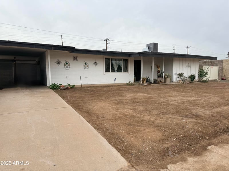 5821 Clarendon Ave, Phoenix, AZ 85031