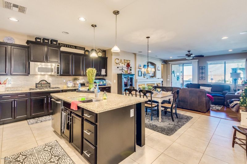 5821 S Parkcrest St, Gilbert, AZ 85298