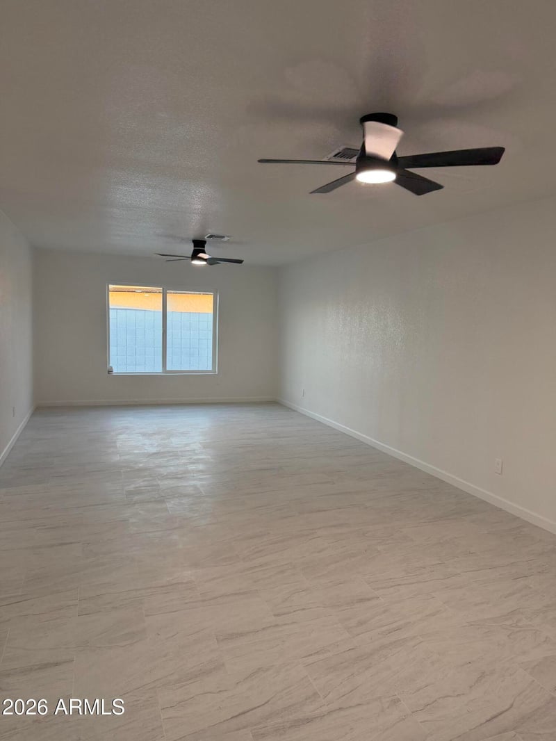5821 W Elm St, Phoenix, AZ 85031