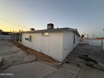 5821 Elm St, Phoenix, AZ 85031