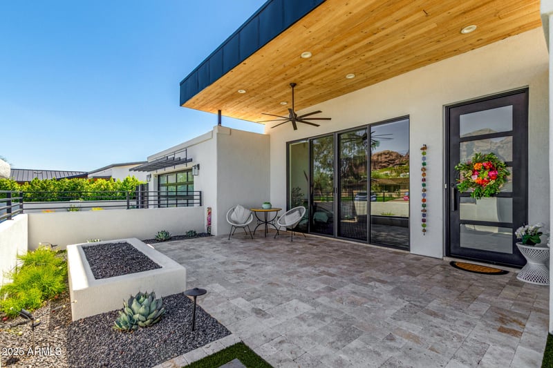 5822 44th Pl, Phoenix, AZ 85018