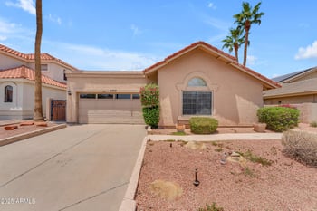 5822 Abraham Ln, Glendale, AZ 85308