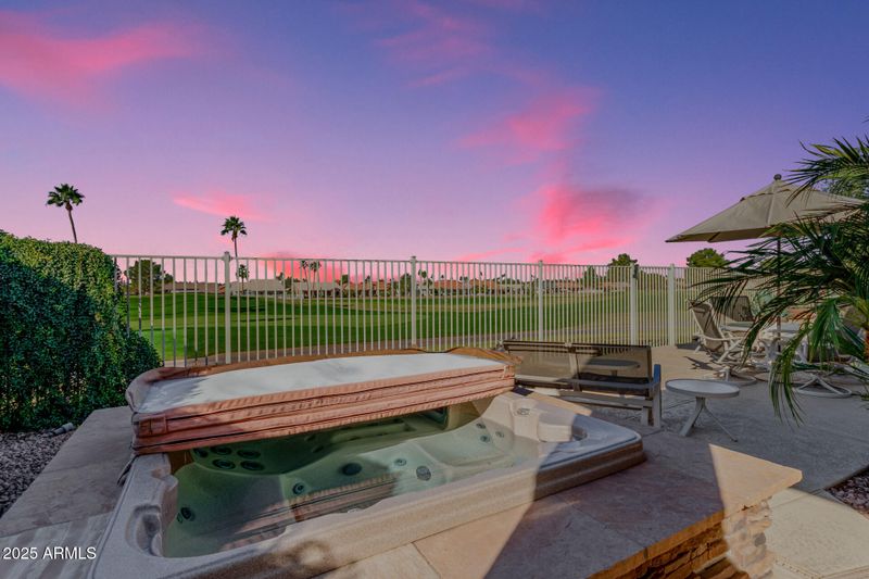5822 S Amberwood Dr, Chandler, AZ 85248