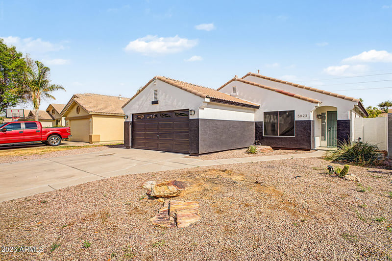 5823 Hopi Cir, Mesa, AZ 85206