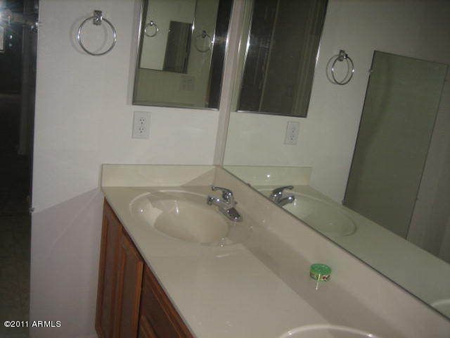 5824 S 26th Pl, Phoenix, AZ 85040