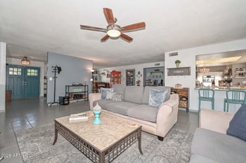 5825 W Crocus Dr, Glendale, AZ 85306