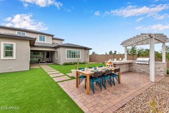 5826 Mauna Loa Ln, Glendale, AZ 85306