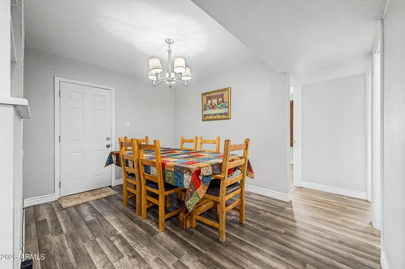 5827 W Montecito Ave, Phoenix, AZ 85031