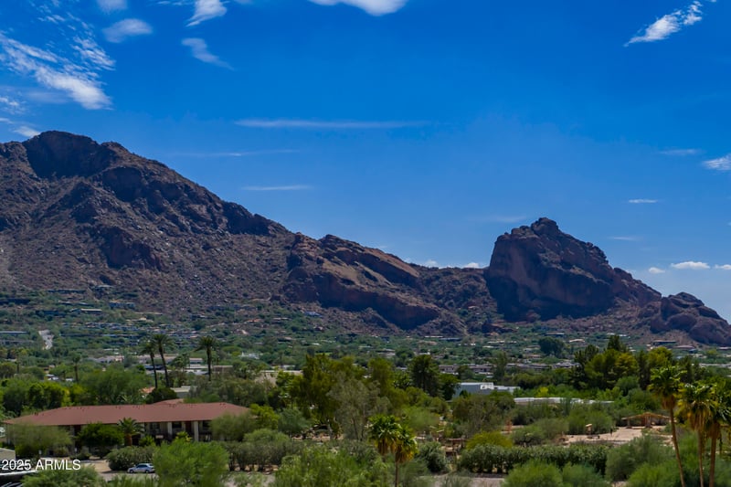 5828 Cactus Wren Rd #-, Paradise Valley, AZ 85253