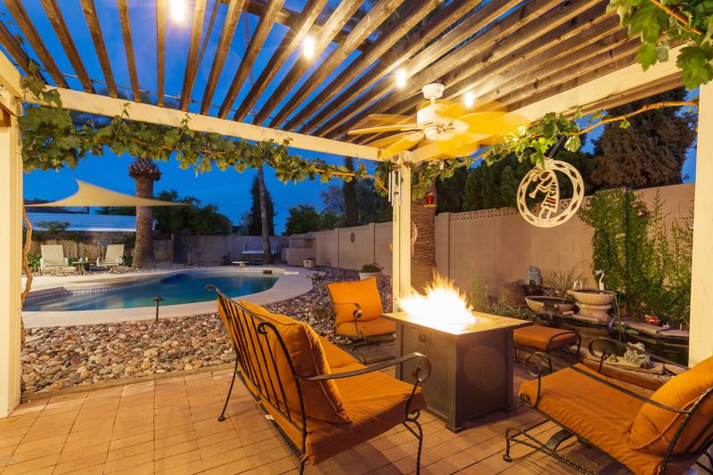 5829 E Bloomfield Rd, Scottsdale, AZ 85254