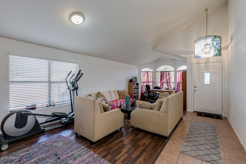 583 E Cathy Dr, Gilbert, AZ 85296