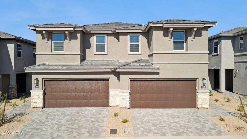 5830 E Zachary Dr, Phoenix, AZ 85054