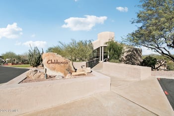 5830 Echo Canyon Ln, Phoenix, AZ 85018