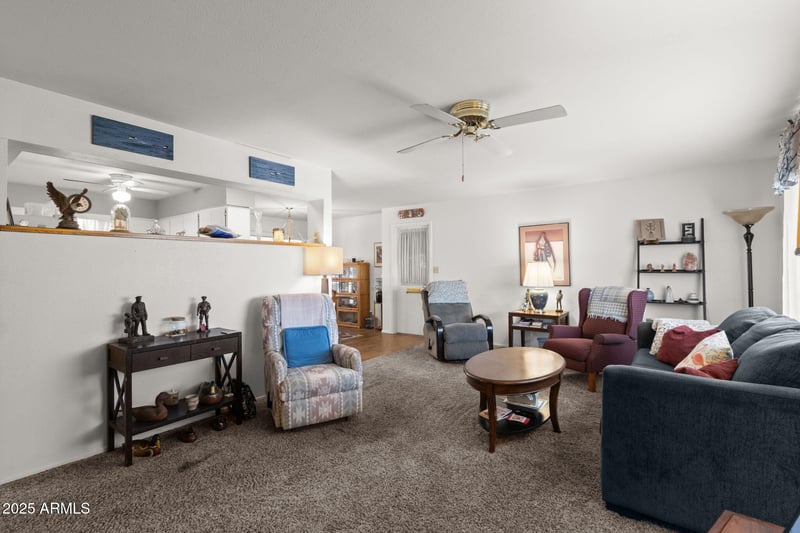 5831 Des Moines St, Mesa, AZ 85205